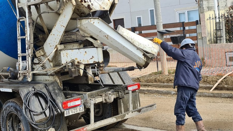 Empresas constructoras en riesgo: falta de pagos y obras paralizadas en la provincia