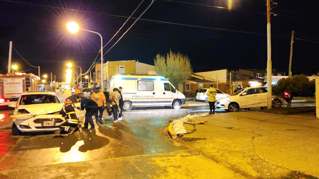 Dos Mujeres Fueron Trasladadas Al Hospital Con Dolencias Tras