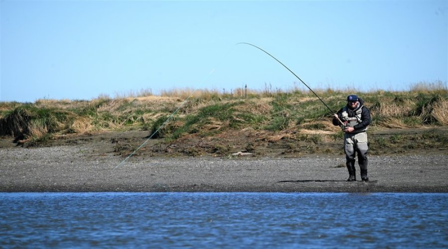 Aumento de costos en permisos de pesca para la temporada 2024-2025 enciende alarmas