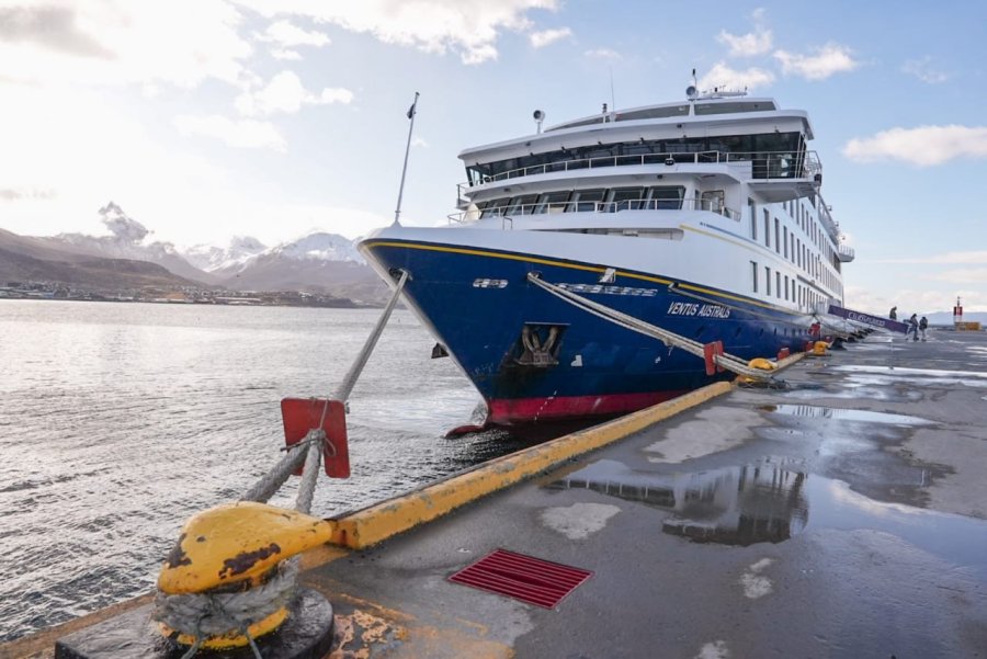 Con el arribo del Ventus Australis comenzó la temporada de cruceros 2024-2025