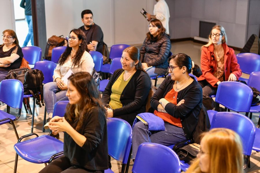 El gobierno capacita a servidores públicos para una mejor atención a personas con discapacidad y personas mayores