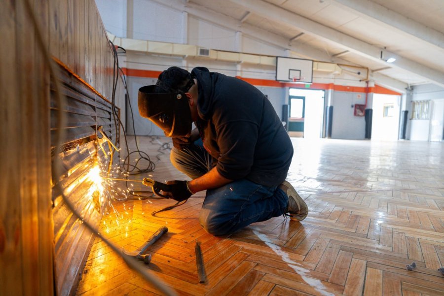 Avanzan los trabajos de refacción y mantenimiento en las instituciones educativas